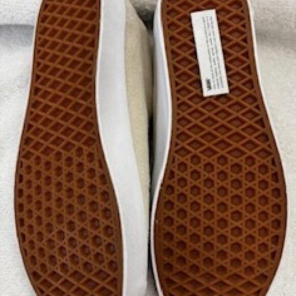 Vans suede and leather low top lace-up sneaker NWOT Size 8 - Picture 7 of 10